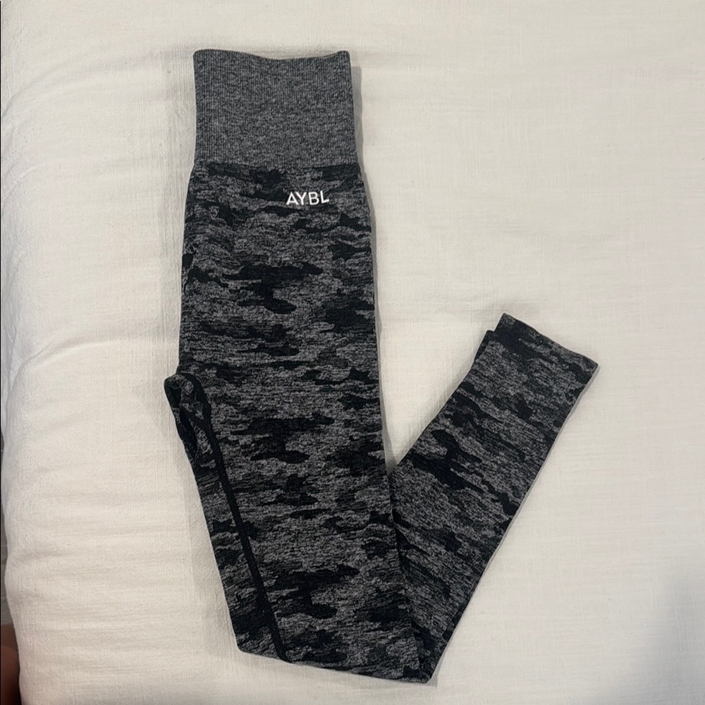 AYBL Camo 7/8 Leggings - Black and Gray